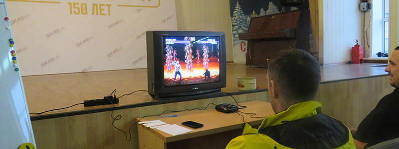 Заводской турнир по Mortal Kombat 3 Андрей Ванин одерживает очередную победу